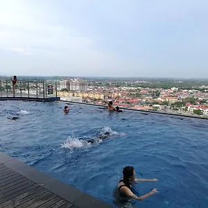 Silverscape Seaview Apartment Malacca